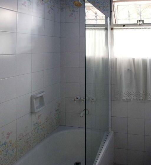 标准间, Susana Just Boutique