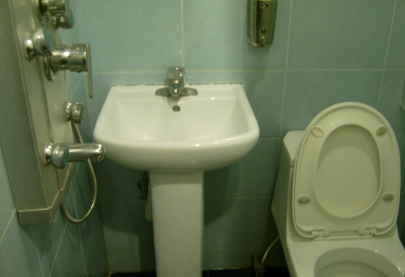 Economy Quadruple Room, Hong Kong Coliving Space