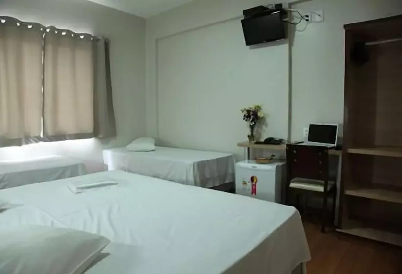 デラックスの4人部屋, Blu Terrace