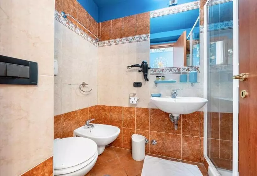 اتاق عادی, Colosseo Relais