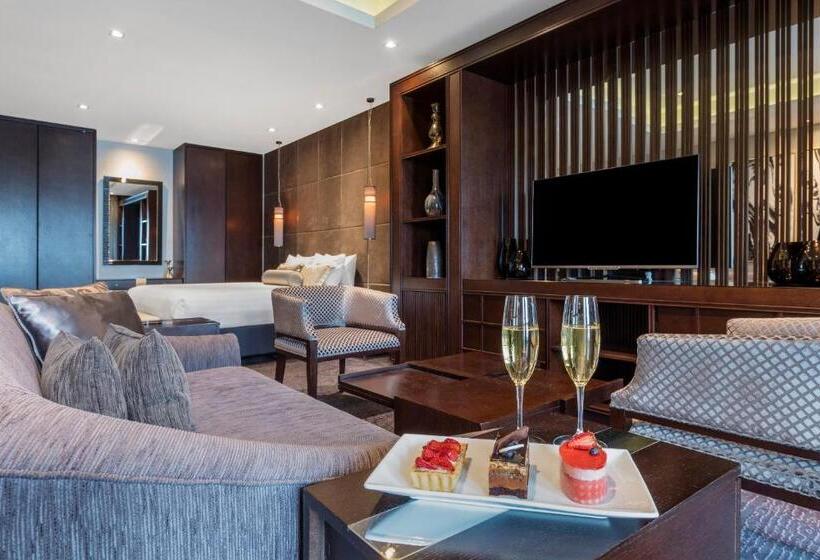 Люкс Повышенной Комфортности, The Beetson Hotel Formerly Gambaro