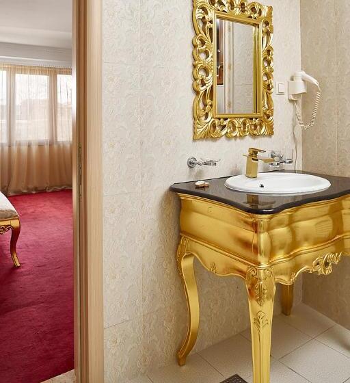 اتاق سوپریور, Gold