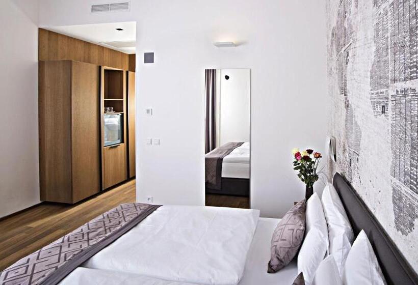 اتاق استاندارد, Golden Crown