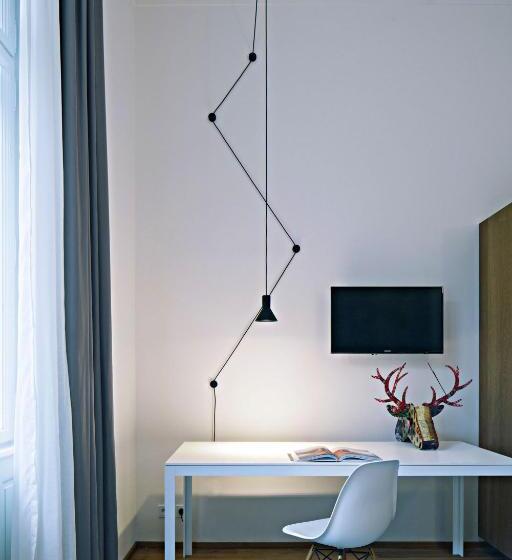 اتاق سوپریور با چشمانداز, Golden Crown