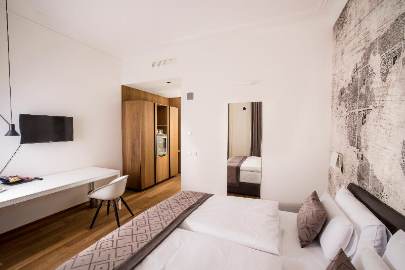 اتاق استاندارد, Golden Crown