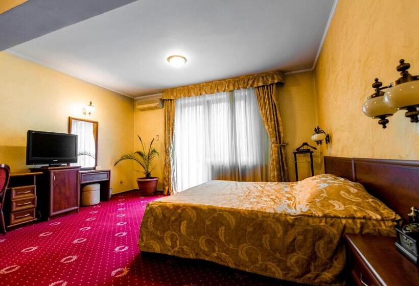 חדר דלוקס עם מרפסת, Golden House