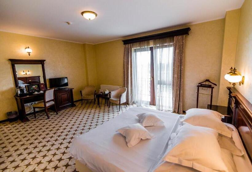Номер Стандарт с Балконом, Golden House