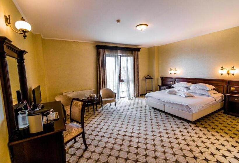 חדר סטנדרט עם מרפסת, Golden House