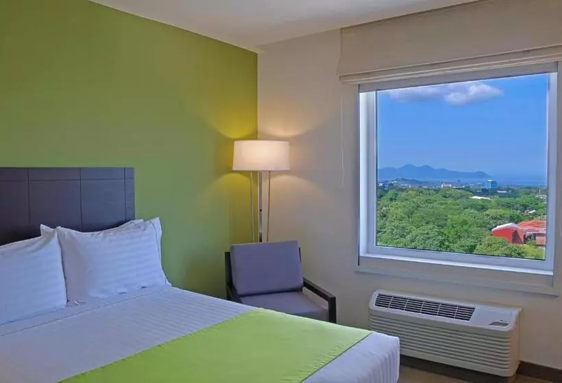 اتاق استاندارد با تخت بزرگ, Holiday Inn Express Managua, An Ihg