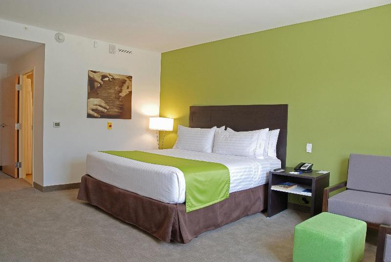 带大床的标准间, Holiday Inn Express Managua, An Ihg