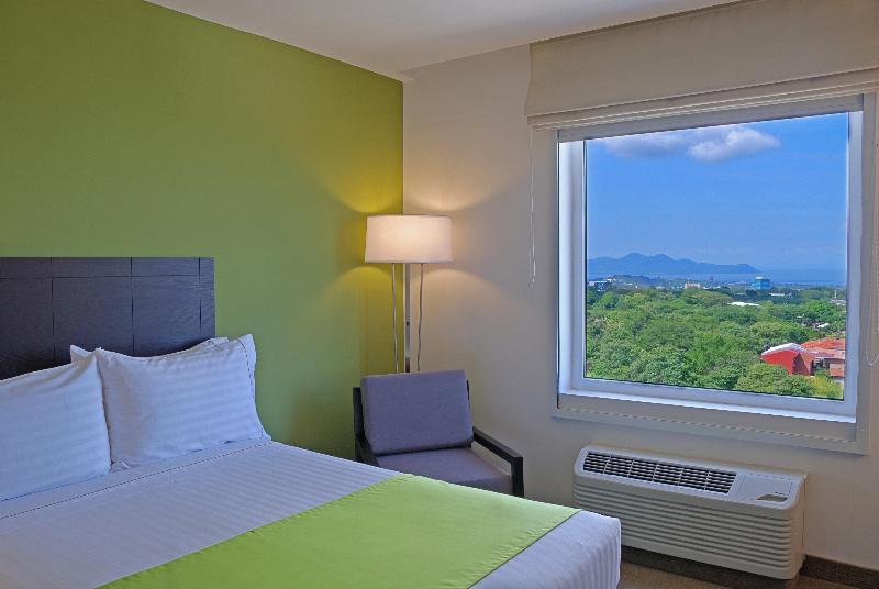 标准间带湖景, Holiday Inn Express Managua, An Ihg