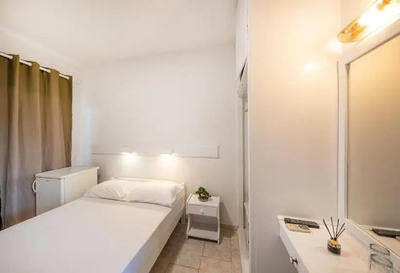 Habitació Estàndard, Le Mirage