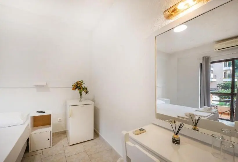 Habitació Estàndard, Le Mirage