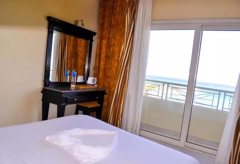 اتاق استاندارد یک نفره با چشم‌انداز دریا, Magic Beach Hotel Hurghada
