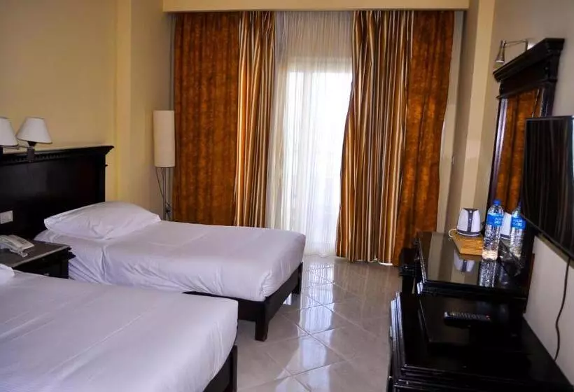 اتاق استاندارد یک نفره با چشم‌انداز دریا, Magic Beach Hotel Hurghada