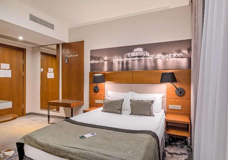 اتاق استاندارد یک نفره, Mercure Bydgoszcz Sepia