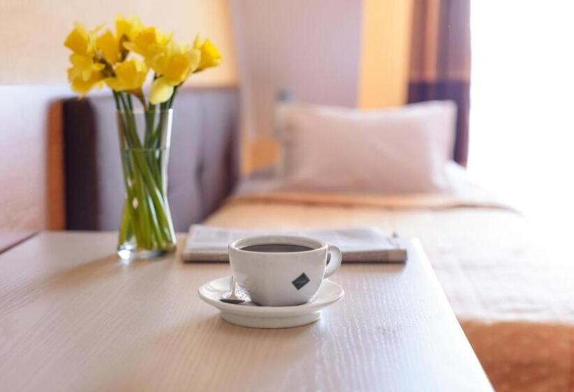 标准间, Pensjonat Cezar