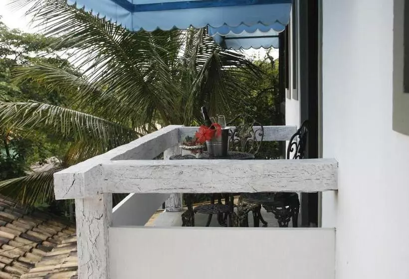 Triple Room Sea View, Pousada Do Marujo