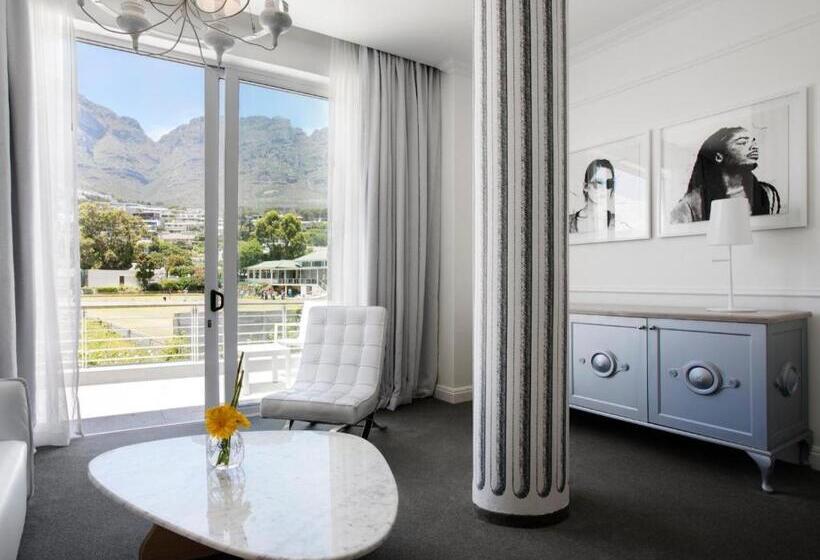 اتاق سوپریور با چشمانداز, The Marly Boutique