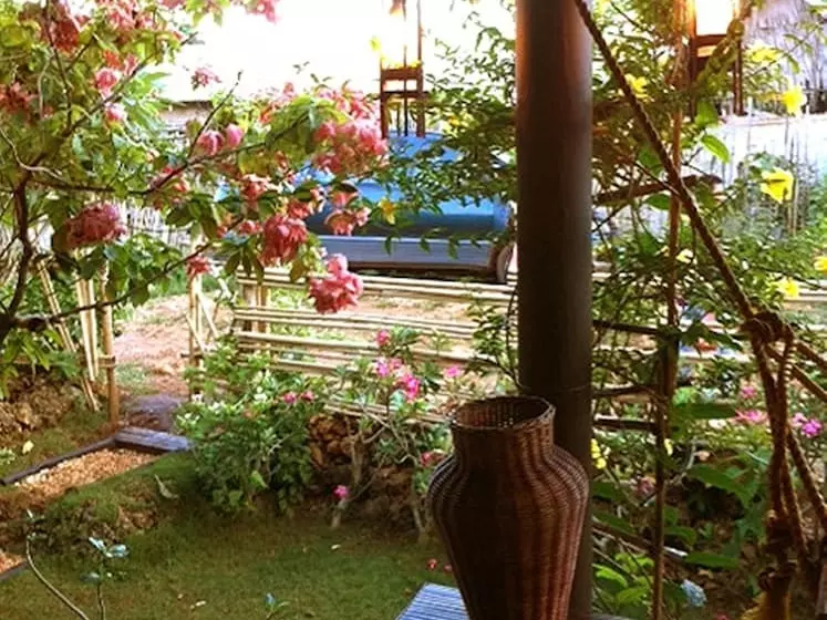 خانه 1 خوابه, The Village House
