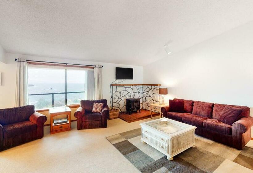 شقة غرفتين, Rainbow Rock 303