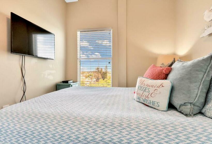 شقة غرفتين, Bay Front Oasis