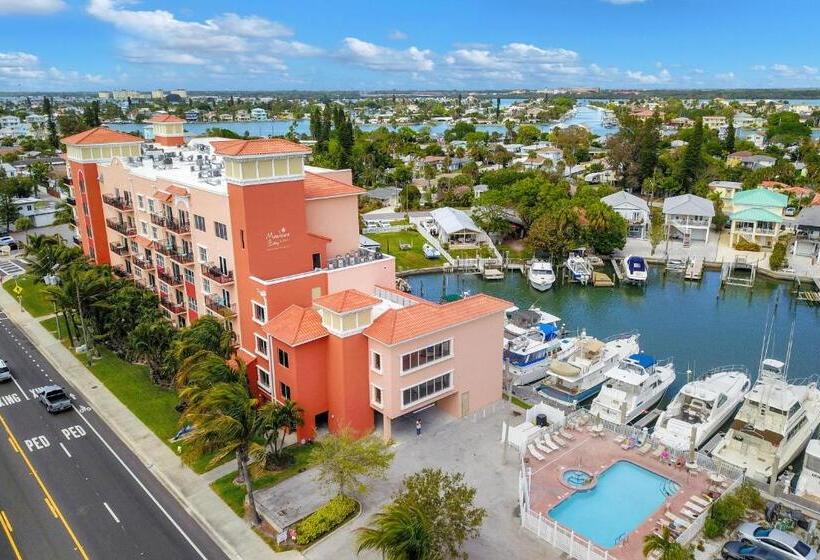 شقة غرفتين, Bay Front Oasis