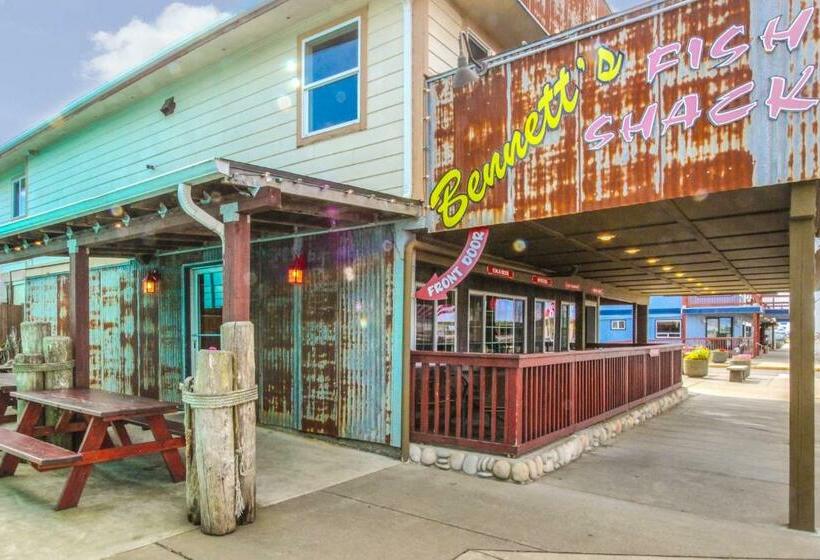 ２ベッドルームアパートメント, Lighthouse Views