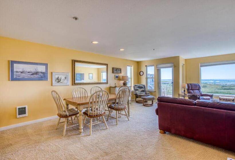 ２ベッドルームアパートメント, Lighthouse Views