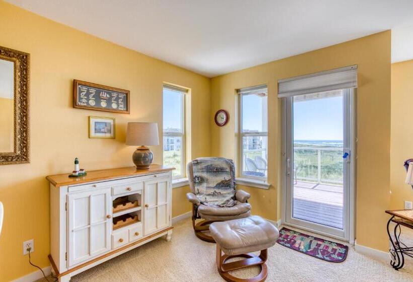 ２ベッドルームアパートメント, Lighthouse Views