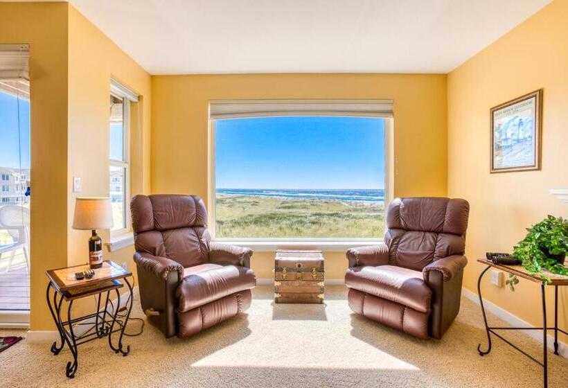 ２ベッドルームアパートメント, Lighthouse Views