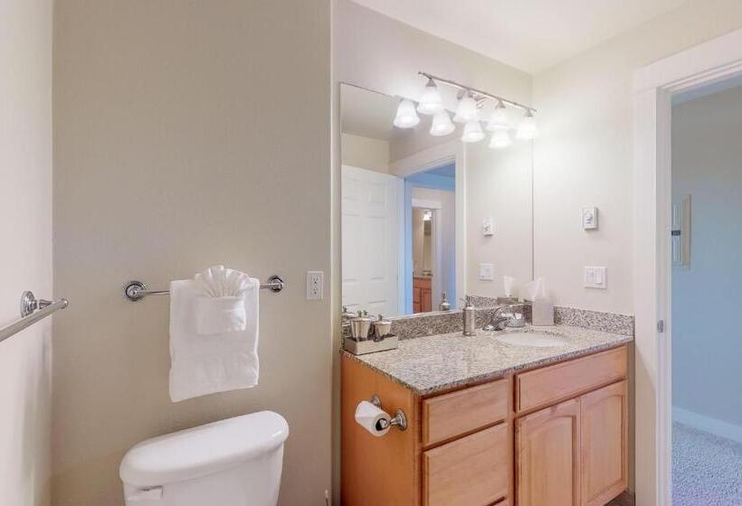 ２ベッドルームアパートメント, Lighthouse Views