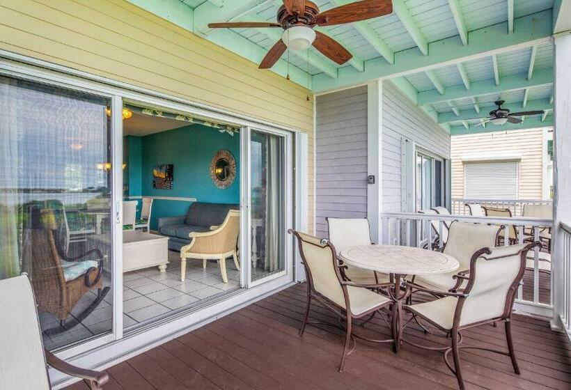 带2个卧室的公寓, Azure Breeze