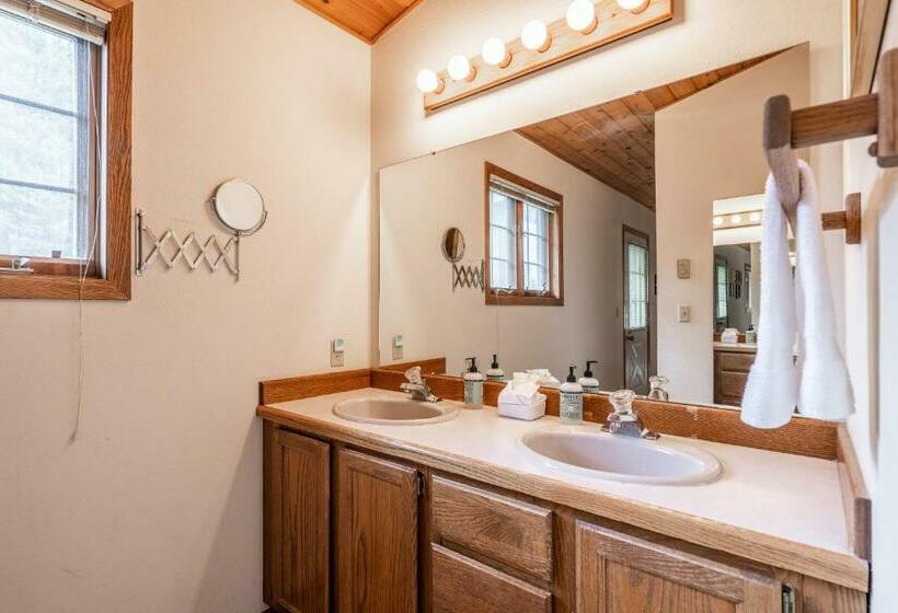 آپارتمان 3 خوابه, Hidden Village 724