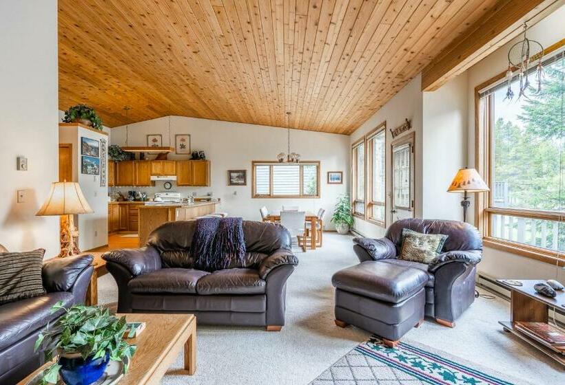 آپارتمان 3 خوابه, Hidden Village 724