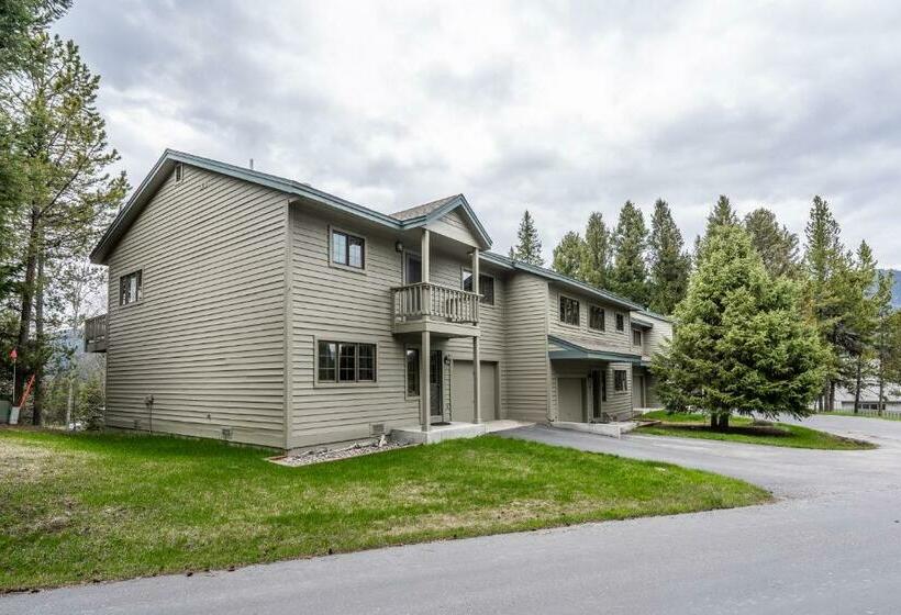 آپارتمان 3 خوابه, Hidden Village 724