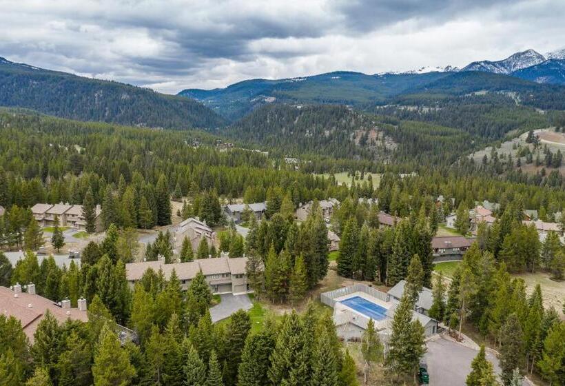 آپارتمان 3 خوابه, Hidden Village 724