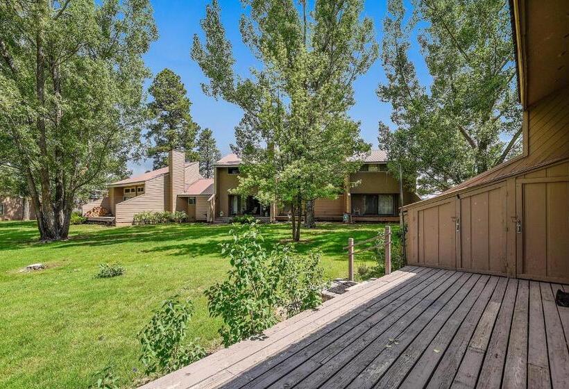 Апартаменты 2 Спальни, Pines 4013