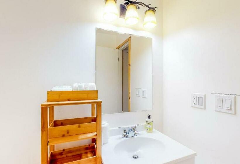 شقة غرفتين, Pinewood Delightful Retreat