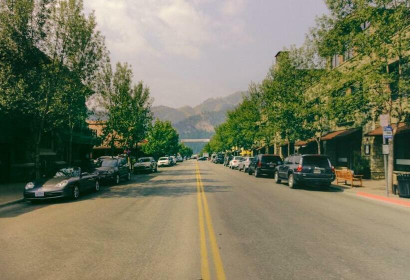 شقة غرفتين, Pinewood Delightful Retreat