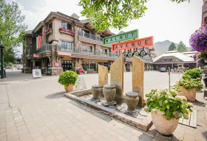 带2个卧室的公寓, Pinewood Delightful Retreat