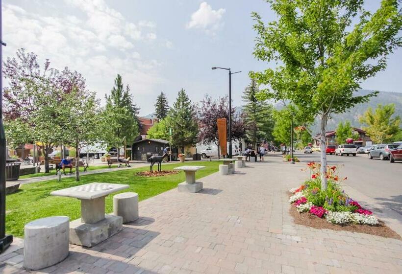 شقة غرفتين, Pinewood Delightful Retreat