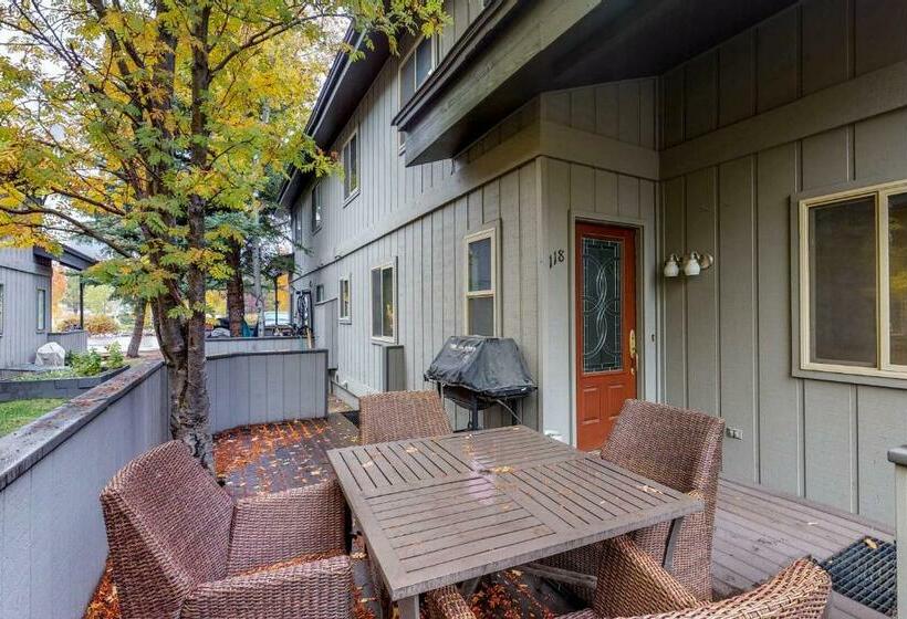 شقة غرفتين, Pinewood Delightful Retreat