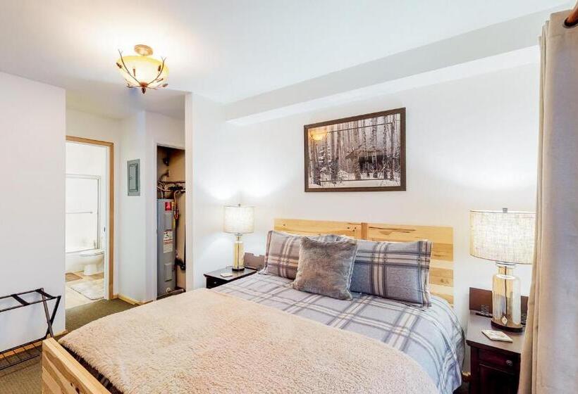 شقة غرفتين, Pinewood Delightful Retreat