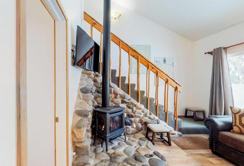 شقة غرفتين, Pinewood Delightful Retreat