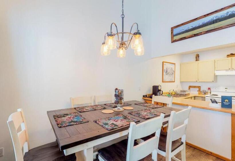 شقة غرفتين, Pinewood Delightful Retreat