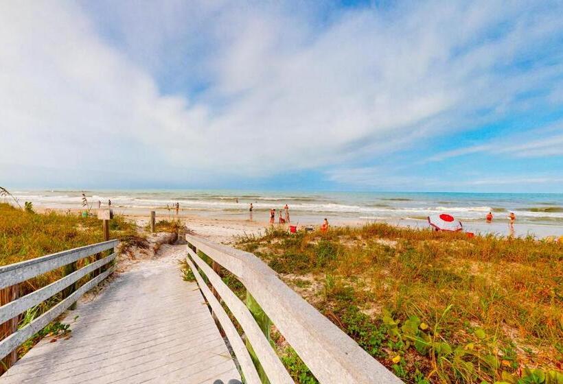 침실 3개 아파트, Reef Club 306