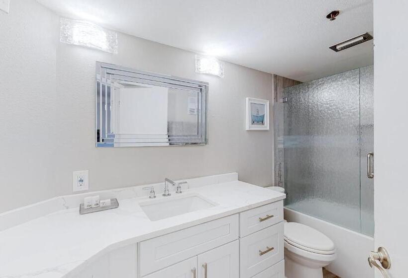 침실 3개 아파트, Reef Club 306