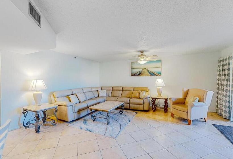 침실 3개 아파트, Reef Club 306