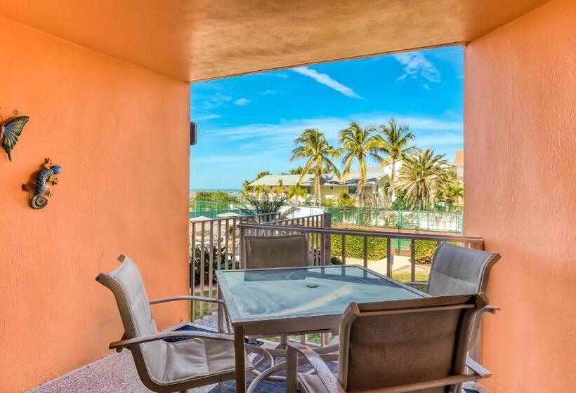 침실 3개 아파트, Reef Club 306